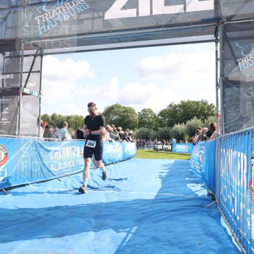 25.08.2024 - Elbe Triathlon Hamburg H.Heesch http://msf.ph/oto/6861340 25.08.2024 11:04:03 Ziel 264, 282, 317 meine-sportfotos.de