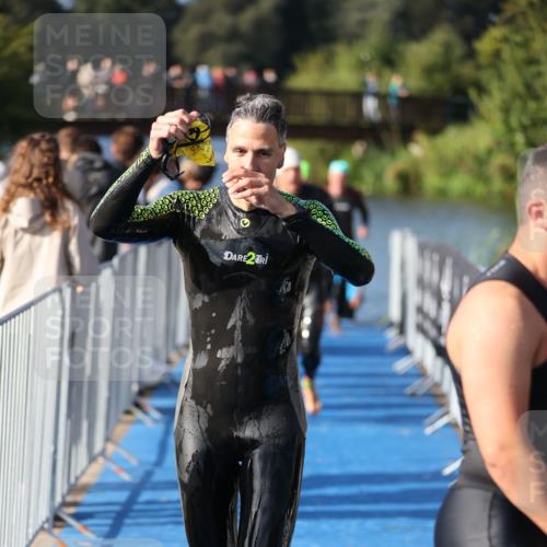 25.08.2024 - Elbe Triathlon Hamburg H.Heesch http://msf.ph/oto/6861343 25.08.2024 09:17:09 Schwimmen 304, 307, 347, 370, 378, 387, 417, 434 meine-sportfotos.de