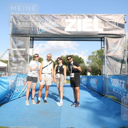 25.08.2024 - Elbe Triathlon Hamburg H.Heesch http://msf.ph/oto/6861352 25.08.2024 16:47:23 Ziel  meine-sportfotos.de
