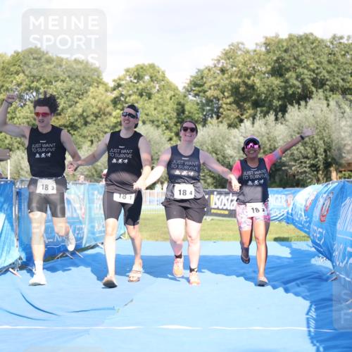 25.08.2024 - Elbe Triathlon Hamburg H.Heesch http://msf.ph/oto/6861387 25.08.2024 16:47:43 Ziel  meine-sportfotos.de