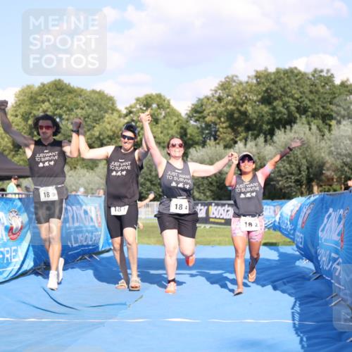 25.08.2024 - Elbe Triathlon Hamburg H.Heesch http://msf.ph/oto/6861409 25.08.2024 16:47:43 Ziel  meine-sportfotos.de