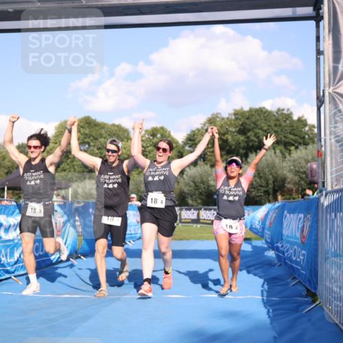 25.08.2024 - Elbe Triathlon Hamburg H.Heesch http://msf.ph/oto/6861451 25.08.2024 16:47:44 Ziel  meine-sportfotos.de