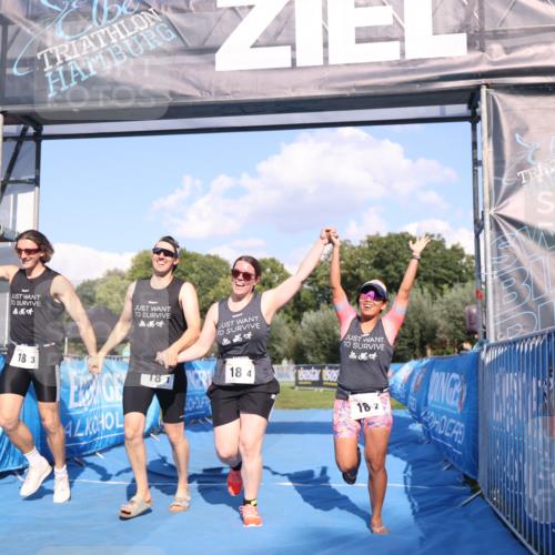 25.08.2024 - Elbe Triathlon Hamburg H.Heesch http://msf.ph/oto/6861491 25.08.2024 16:47:44 Ziel  meine-sportfotos.de