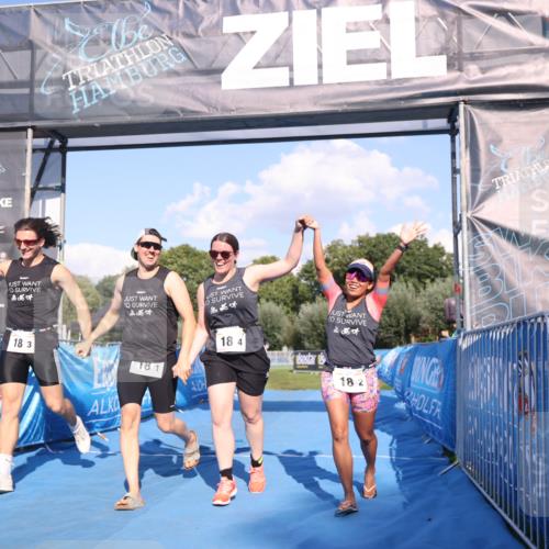 25.08.2024 - Elbe Triathlon Hamburg H.Heesch http://msf.ph/oto/6861501 25.08.2024 16:47:44 Ziel  meine-sportfotos.de