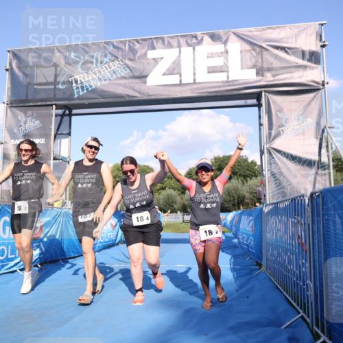 25.08.2024 - Elbe Triathlon Hamburg H.Heesch http://msf.ph/oto/6861519 25.08.2024 16:47:44 Ziel  meine-sportfotos.de