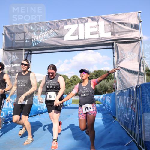 25.08.2024 - Elbe Triathlon Hamburg H.Heesch http://msf.ph/oto/6861542 25.08.2024 16:47:45 Ziel  meine-sportfotos.de