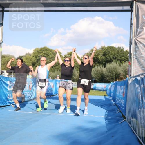 25.08.2024 - Elbe Triathlon Hamburg H.Heesch http://msf.ph/oto/6861671 25.08.2024 16:48:19 Ziel  meine-sportfotos.de