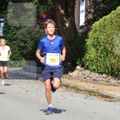 25.08.2024 - 20. Blankeneser Heldenlauf Strokosch-Dieckow http://msf.ph/oto/6861709 25.08.2024 10:17:05 Ziel 6273, 6457, 6459 meine-sportfotos.de