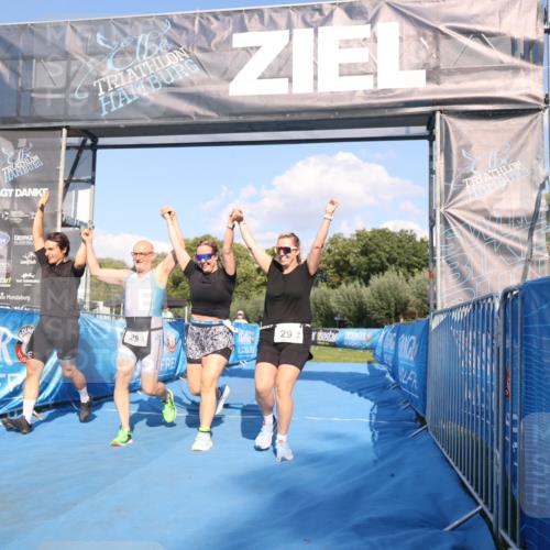 25.08.2024 - Elbe Triathlon Hamburg H.Heesch http://msf.ph/oto/6861724 25.08.2024 16:48:20 Ziel  meine-sportfotos.de
