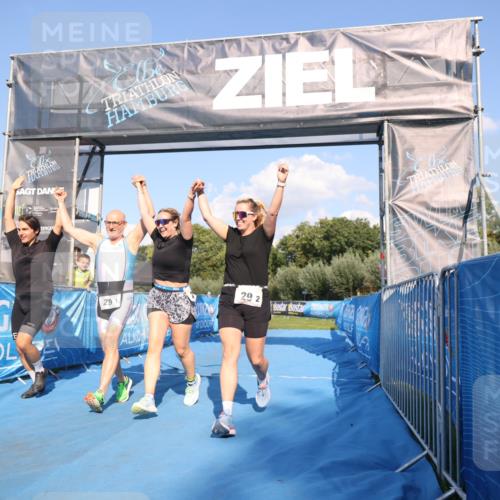 25.08.2024 - Elbe Triathlon Hamburg H.Heesch http://msf.ph/oto/6861746 25.08.2024 16:48:20 Ziel  meine-sportfotos.de