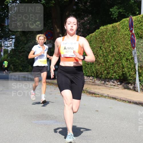 25.08.2024 - 20. Blankeneser Heldenlauf Strokosch-Dieckow http://msf.ph/oto/6861765 25.08.2024 10:17:08 Ziel 6273, 6457, 6459 meine-sportfotos.de