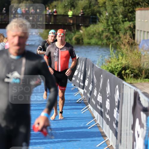 25.08.2024 - Elbe Triathlon Hamburg H.Heesch http://msf.ph/oto/6861769 25.08.2024 09:18:31 Schwimmen 333, 341, 357, 361, 368, 374, 384, 388, 406, 418 meine-sportfotos.de