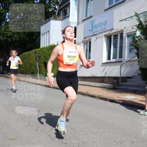 25.08.2024 - 20. Blankeneser Heldenlauf Strokosch-Dieckow http://msf.ph/oto/6861798 25.08.2024 10:17:09 Ziel 6273, 6457, 6459 meine-sportfotos.de