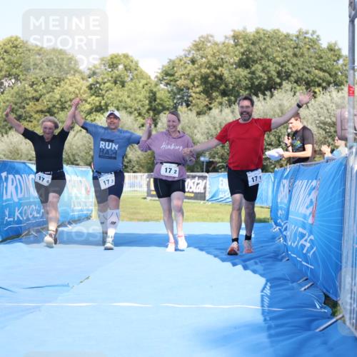 25.08.2024 - Elbe Triathlon Hamburg H.Heesch http://msf.ph/oto/6861828 25.08.2024 16:54:17 Ziel  meine-sportfotos.de