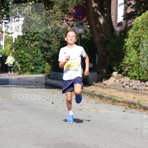 25.08.2024 - 20. Blankeneser Heldenlauf Strokosch-Dieckow http://msf.ph/oto/6861846 25.08.2024 10:17:44 Ziel 6297, 6527 meine-sportfotos.de