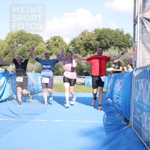 25.08.2024 - Elbe Triathlon Hamburg H.Heesch http://msf.ph/oto/6861852 25.08.2024 16:54:18 Ziel  meine-sportfotos.de