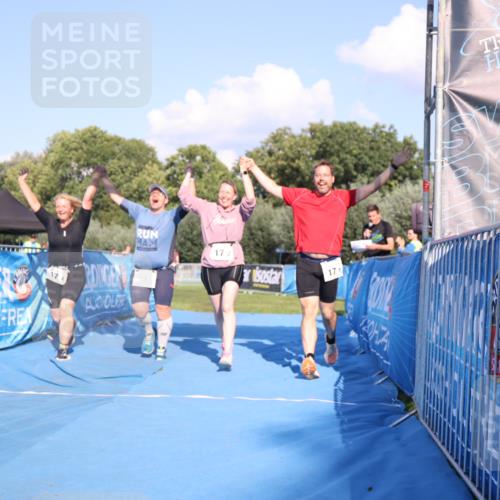 25.08.2024 - Elbe Triathlon Hamburg H.Heesch http://msf.ph/oto/6861878 25.08.2024 16:54:18 Ziel  meine-sportfotos.de