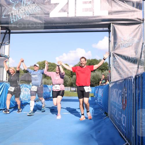 25.08.2024 - Elbe Triathlon Hamburg H.Heesch http://msf.ph/oto/6861956 25.08.2024 16:54:19 Ziel  meine-sportfotos.de