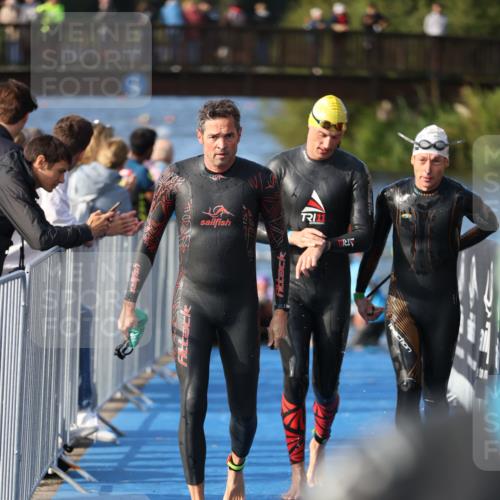 25.08.2024 - Elbe Triathlon Hamburg H.Heesch http://msf.ph/oto/6861957 25.08.2024 09:18:51 Schwimmen 221, 341, 355, 374, 376, 406, 407, 418, 528 meine-sportfotos.de