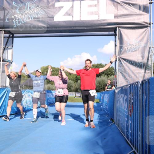 25.08.2024 - Elbe Triathlon Hamburg H.Heesch http://msf.ph/oto/6861961 25.08.2024 16:54:19 Ziel  meine-sportfotos.de