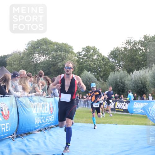 25.08.2024 - Elbe Triathlon Hamburg H.Heesch http://msf.ph/oto/6861997 25.08.2024 11:05:27 Ziel 271, 369, 1851 meine-sportfotos.de