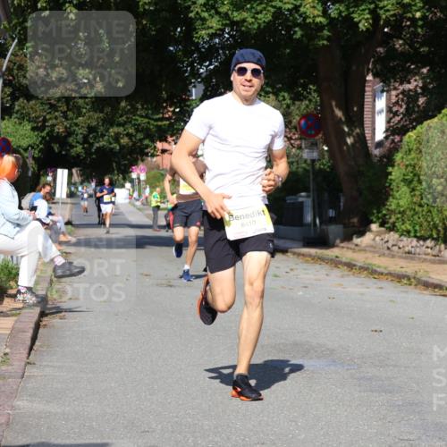 25.08.2024 - 20. Blankeneser Heldenlauf Strokosch-Dieckow http://msf.ph/oto/6862008 25.08.2024 10:18:18 Ziel 6354, 6410 meine-sportfotos.de