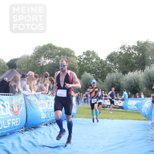 25.08.2024 - Elbe Triathlon Hamburg H.Heesch http://msf.ph/oto/6862010 25.08.2024 11:05:28 Ziel 271, 369, 1851 meine-sportfotos.de