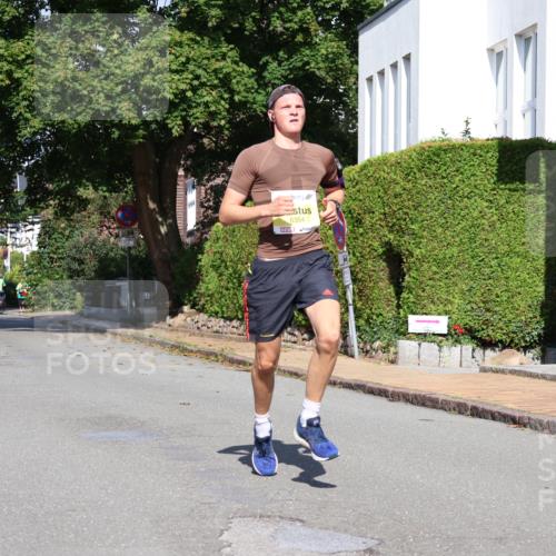 25.08.2024 - 20. Blankeneser Heldenlauf Strokosch-Dieckow http://msf.ph/oto/6862048 25.08.2024 10:18:21 Ziel 6185, 6354, 6410 meine-sportfotos.de