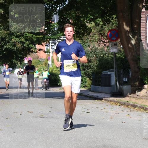 25.08.2024 - 20. Blankeneser Heldenlauf Strokosch-Dieckow http://msf.ph/oto/6862088 25.08.2024 10:18:30 Ziel 6185, 6412 meine-sportfotos.de