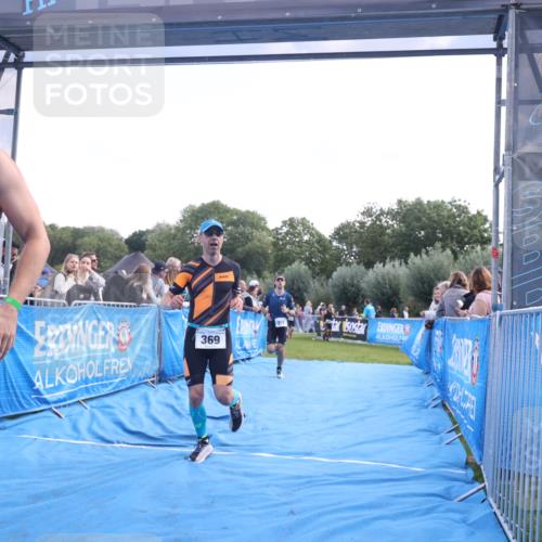 25.08.2024 - Elbe Triathlon Hamburg H.Heesch http://msf.ph/oto/6862091 25.08.2024 11:05:30 Ziel 271, 369, 1851 meine-sportfotos.de
