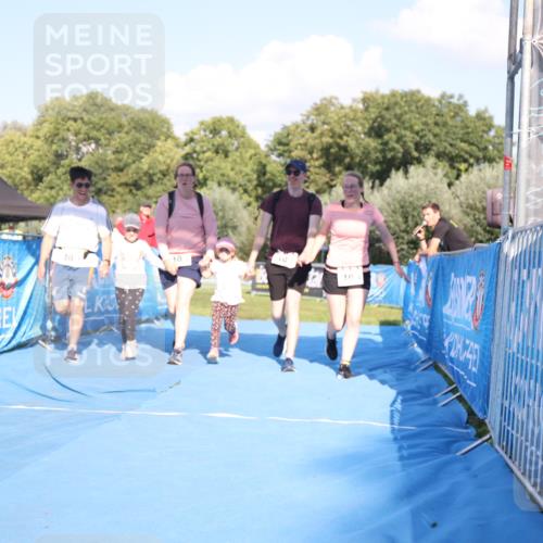 25.08.2024 - Elbe Triathlon Hamburg H.Heesch http://msf.ph/oto/6862096 25.08.2024 16:55:30 Ziel  meine-sportfotos.de