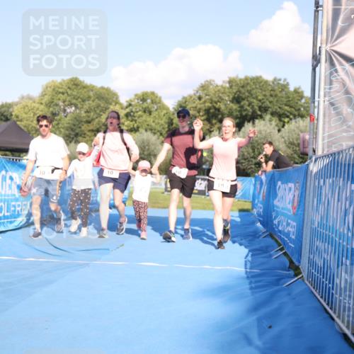 25.08.2024 - Elbe Triathlon Hamburg H.Heesch http://msf.ph/oto/6862108 25.08.2024 16:55:30 Ziel  meine-sportfotos.de