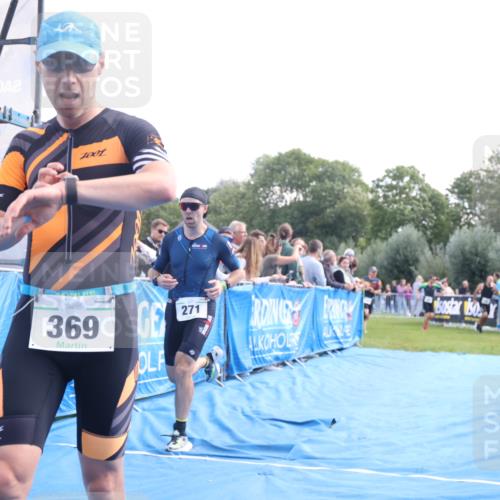 25.08.2024 - Elbe Triathlon Hamburg H.Heesch http://msf.ph/oto/6862128 25.08.2024 11:05:31 Ziel 271, 369, 1851 meine-sportfotos.de