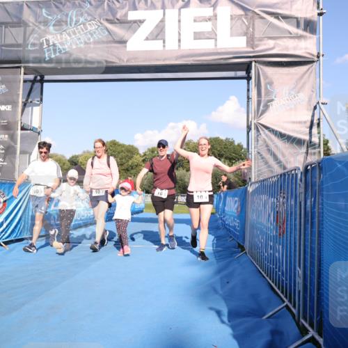 25.08.2024 - Elbe Triathlon Hamburg H.Heesch http://msf.ph/oto/6862184 25.08.2024 16:55:31 Ziel  meine-sportfotos.de
