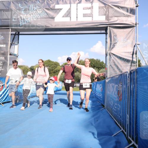 25.08.2024 - Elbe Triathlon Hamburg H.Heesch http://msf.ph/oto/6862191 25.08.2024 16:55:31 Ziel  meine-sportfotos.de