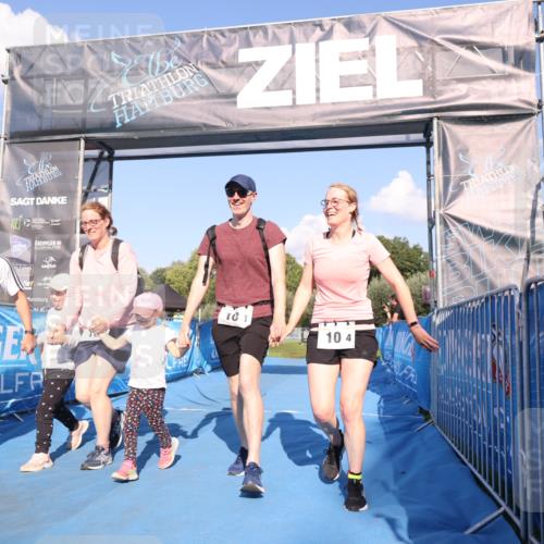 25.08.2024 - Elbe Triathlon Hamburg H.Heesch http://msf.ph/oto/6862246 25.08.2024 16:55:32 Ziel  meine-sportfotos.de