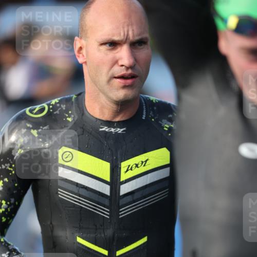 25.08.2024 - Elbe Triathlon Hamburg H.Heesch http://msf.ph/oto/6862248 25.08.2024 09:19:10 Schwimmen 221, 358, 376, 383, 397, 398, 400, 407, 431, 528 meine-sportfotos.de