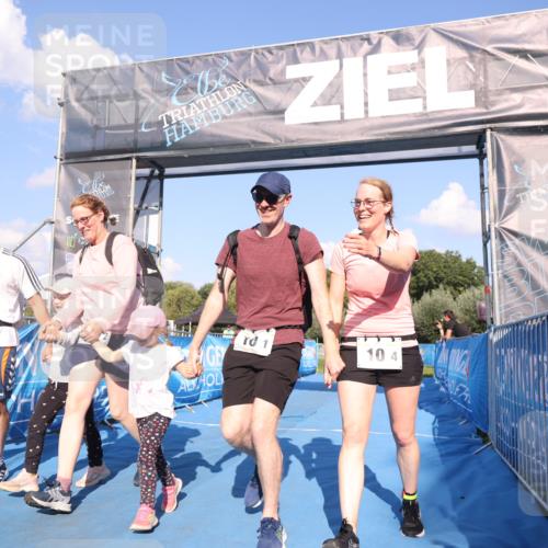 25.08.2024 - Elbe Triathlon Hamburg H.Heesch http://msf.ph/oto/6862266 25.08.2024 16:55:32 Ziel  meine-sportfotos.de