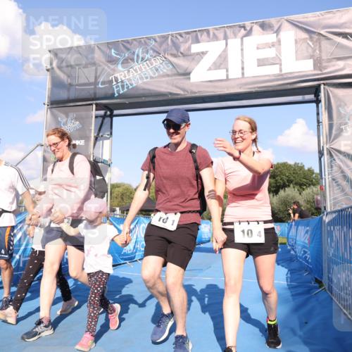 25.08.2024 - Elbe Triathlon Hamburg H.Heesch http://msf.ph/oto/6862271 25.08.2024 16:55:32 Ziel  meine-sportfotos.de