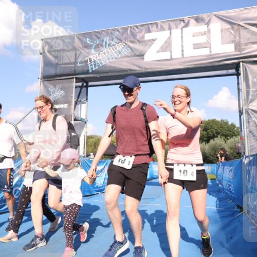 25.08.2024 - Elbe Triathlon Hamburg H.Heesch http://msf.ph/oto/6862275 25.08.2024 16:55:32 Ziel  meine-sportfotos.de
