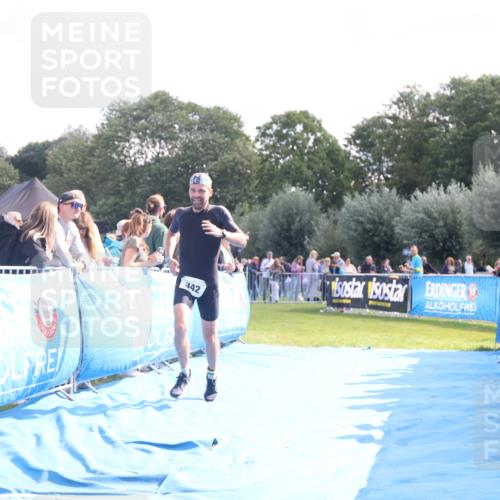 25.08.2024 - Elbe Triathlon Hamburg H.Heesch http://msf.ph/oto/6862297 25.08.2024 11:06:00 Ziel 342 meine-sportfotos.de