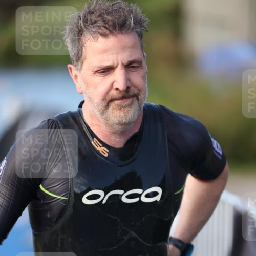 25.08.2024 - Elbe Triathlon Hamburg H.Heesch http://msf.ph/oto/6862304 25.08.2024 09:19:12 Schwimmen 214, 221, 358, 376, 383, 397, 398, 400, 407, 431, 528 meine-sportfotos.de