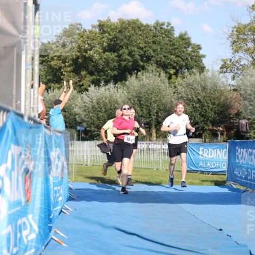 25.08.2024 - Elbe Triathlon Hamburg H.Heesch http://msf.ph/oto/6862342 25.08.2024 17:17:15 Ziel  meine-sportfotos.de