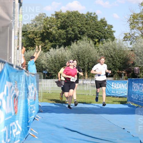 25.08.2024 - Elbe Triathlon Hamburg H.Heesch http://msf.ph/oto/6862346 25.08.2024 17:17:15 Ziel  meine-sportfotos.de