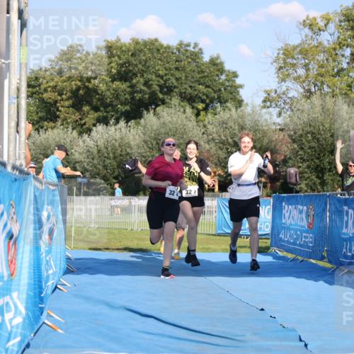 25.08.2024 - Elbe Triathlon Hamburg H.Heesch http://msf.ph/oto/6862357 25.08.2024 17:17:16 Ziel  meine-sportfotos.de