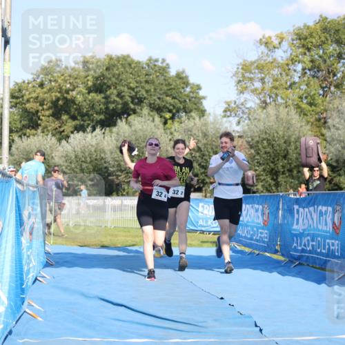 25.08.2024 - Elbe Triathlon Hamburg H.Heesch http://msf.ph/oto/6862392 25.08.2024 17:17:17 Ziel  meine-sportfotos.de