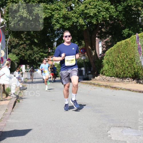 25.08.2024 - 20. Blankeneser Heldenlauf Strokosch-Dieckow http://msf.ph/oto/6862396 25.08.2024 10:20:18 Ziel 6148, 6173, 6207, 6293, 6294, 6513 meine-sportfotos.de