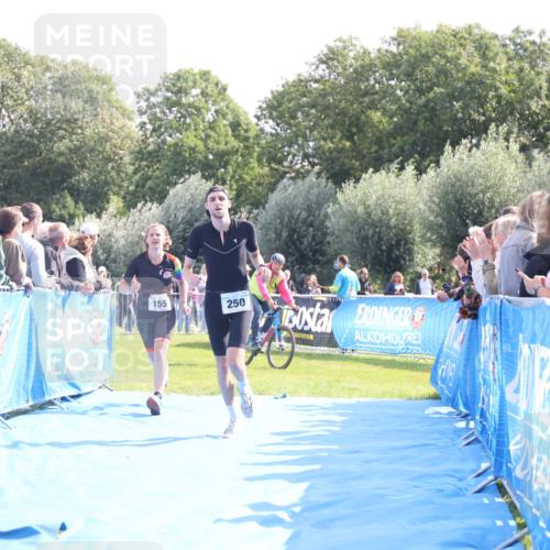 25.08.2024 - Elbe Triathlon Hamburg H.Heesch http://msf.ph/oto/6862402 25.08.2024 11:06:23 Ziel 155, 250 meine-sportfotos.de