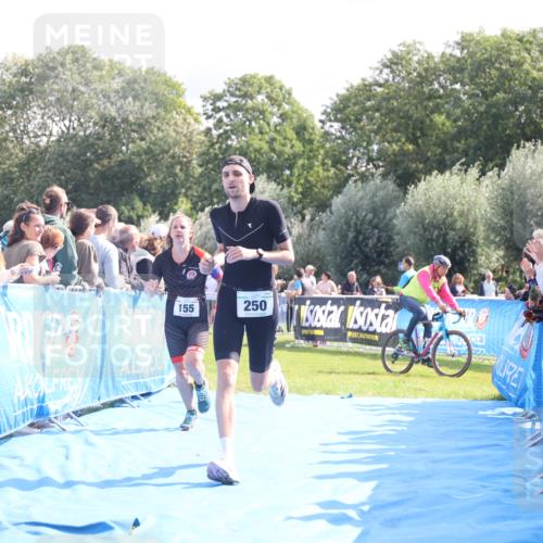 25.08.2024 - Elbe Triathlon Hamburg H.Heesch http://msf.ph/oto/6862422 25.08.2024 11:06:24 Ziel 155, 250 meine-sportfotos.de