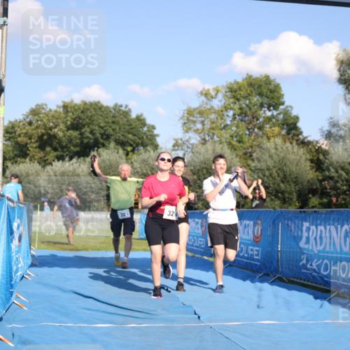 25.08.2024 - Elbe Triathlon Hamburg H.Heesch http://msf.ph/oto/6862442 25.08.2024 17:17:17 Ziel  meine-sportfotos.de